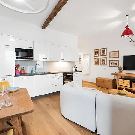 Lofts By Landluft شقة